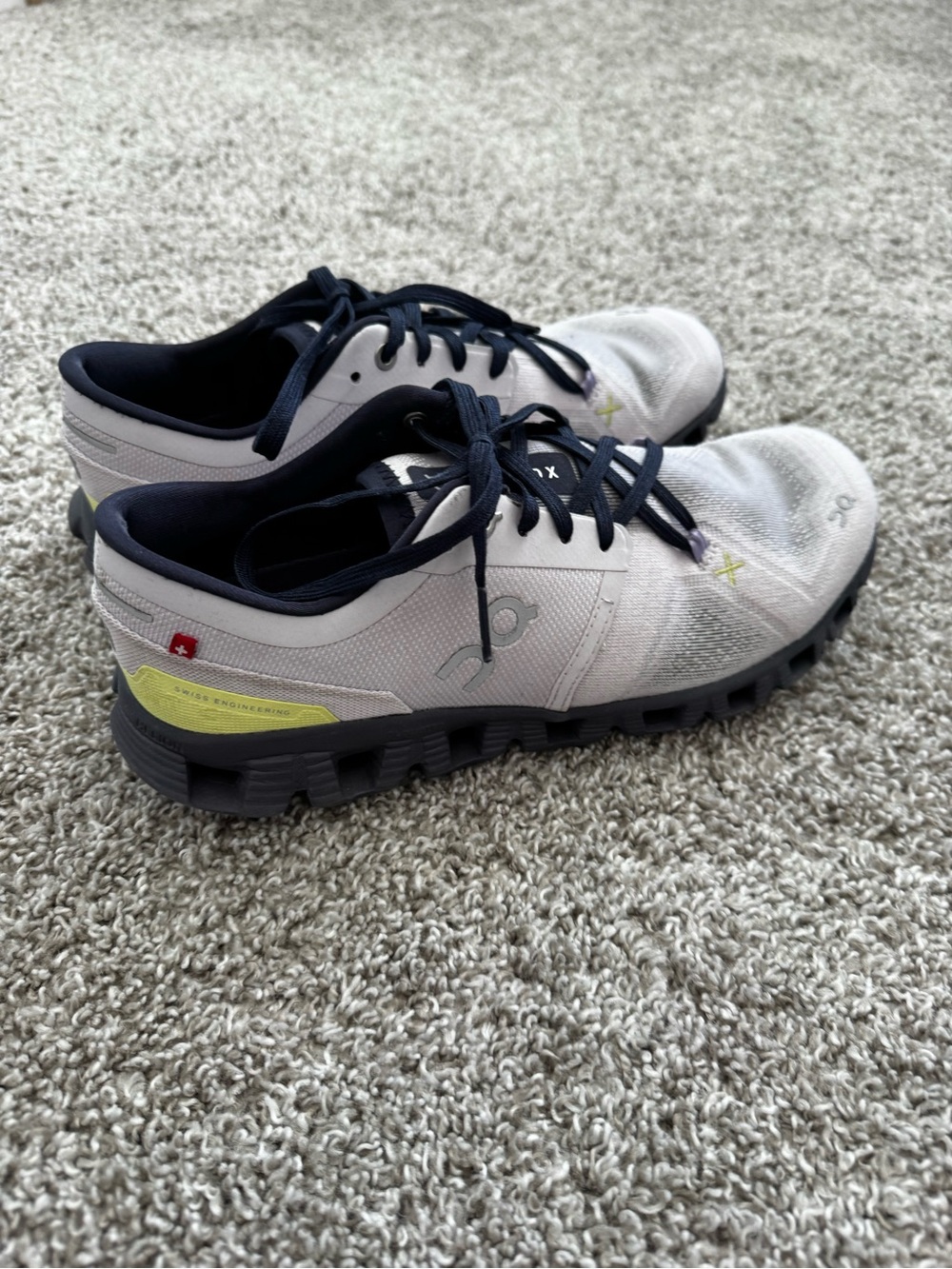 On Running Cloud Lightweight Women’s Running Shoes - Lilac/Navy - Picture 4 of 6